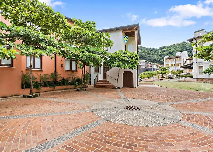 Stylish In The Heart Of Catalinas With Vibrant Design & Exclusive Club Access Apartamento Playa Danta