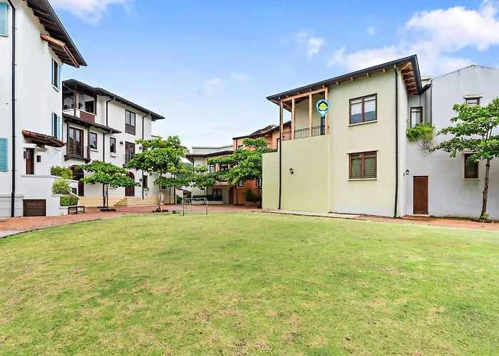 Stylish In The Heart Of Catalinas With Vibrant Design & Exclusive Club Access Apartamento *
